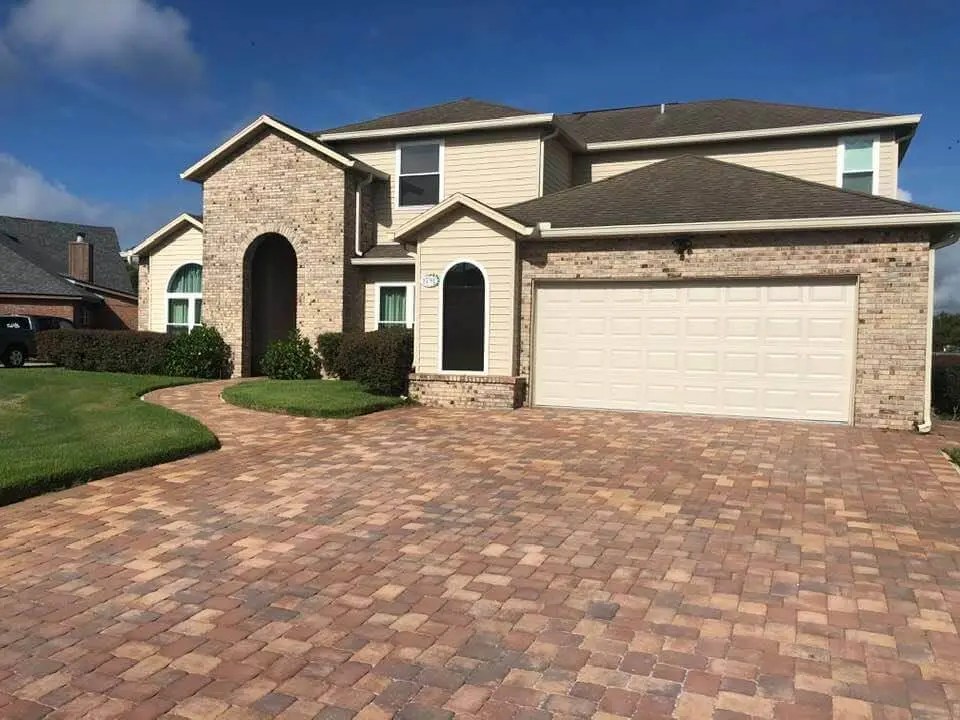 A Complete Guide on How to Seal Paver Driveway